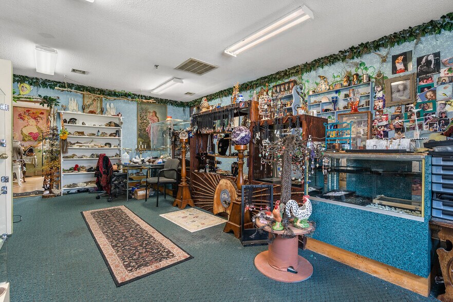 More Photos Of 56 N Bedford St, East Bridgewater Office For Sale