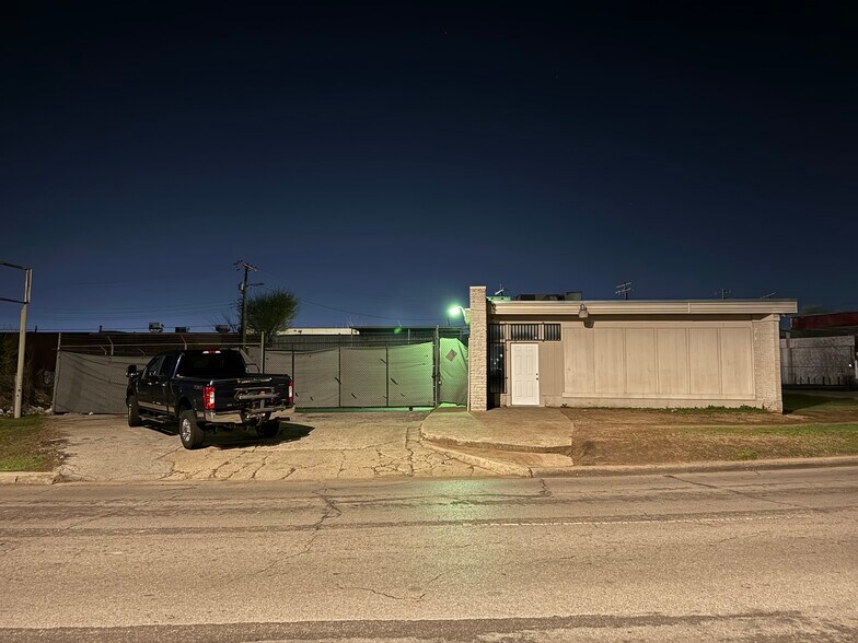 More Photos Of 901 N Virginia Ave, Oklahoma City Manufacturing For Lease