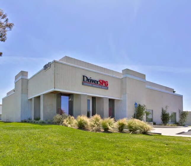 More Photos Of 1591 S Sinclair St, Anaheim Unknown For Lease
