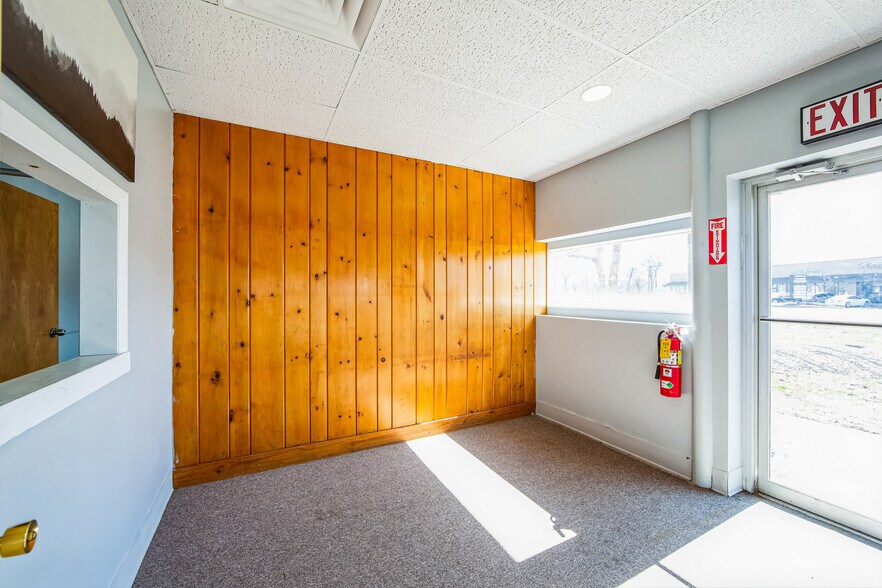 More Photos Of 2169 E High St, Pottstown Office For Lease