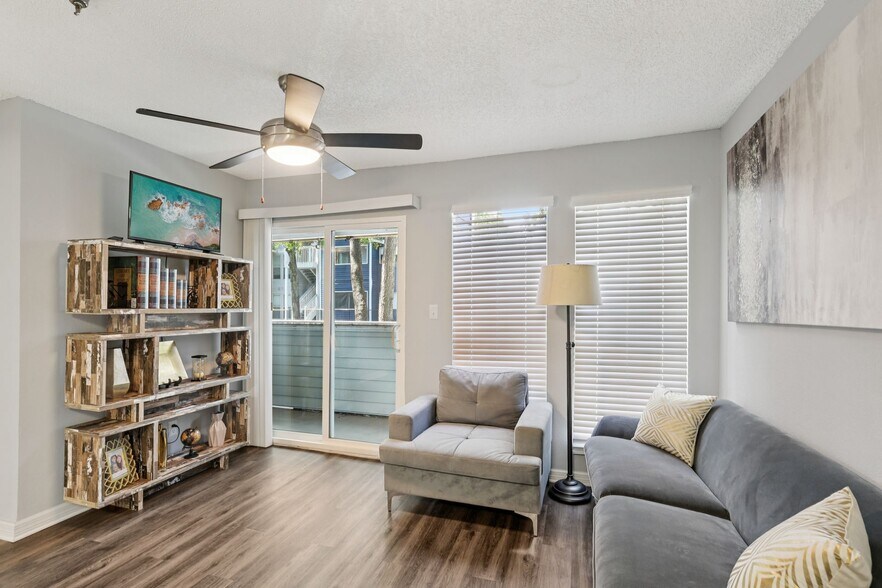 More Photos Of 4610 N Armenia Ave, Tampa Apartments For Sale