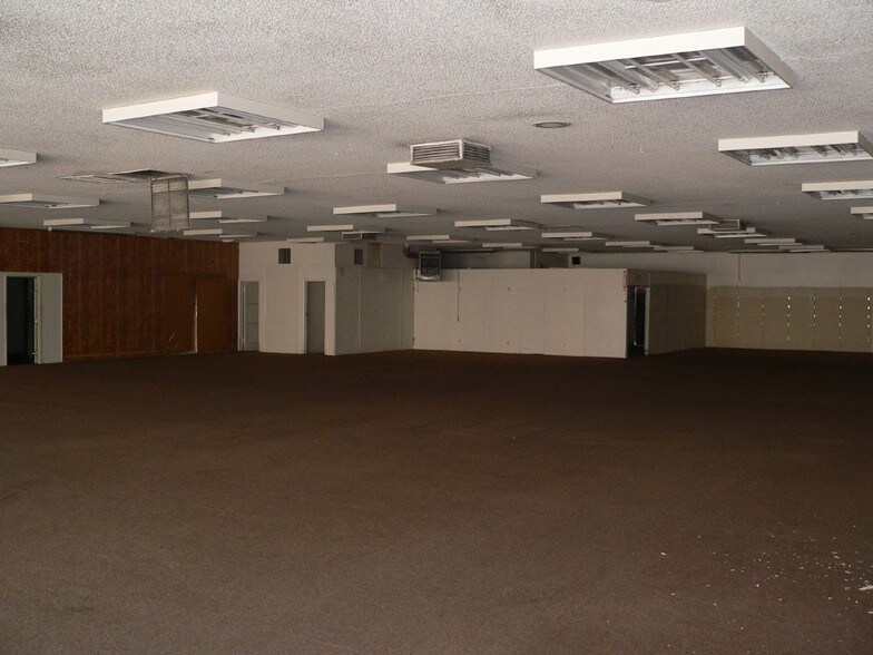 More Photos Of 12908 Bailey St, Whittier Freestanding For Sale