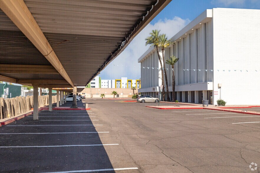 More Photos Of 5060 N 19th Ave, Phoenix Office Residential For Sale