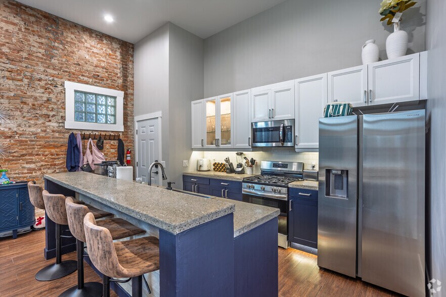 More Photos Of 1199 Central Ave, Dubuque Apartments For Sale