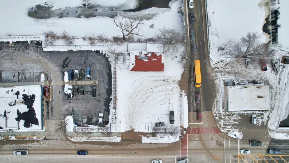 More Photos Of 323 S Main St, Eaton Rapids Freestanding For Sale