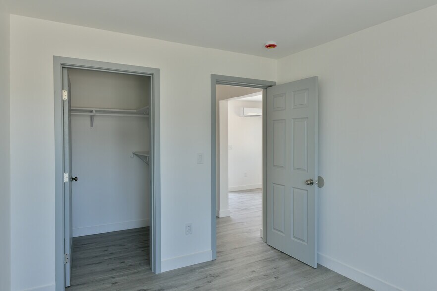 More Photos Of 6221 Corona Ave, Bell Apartments For Sale