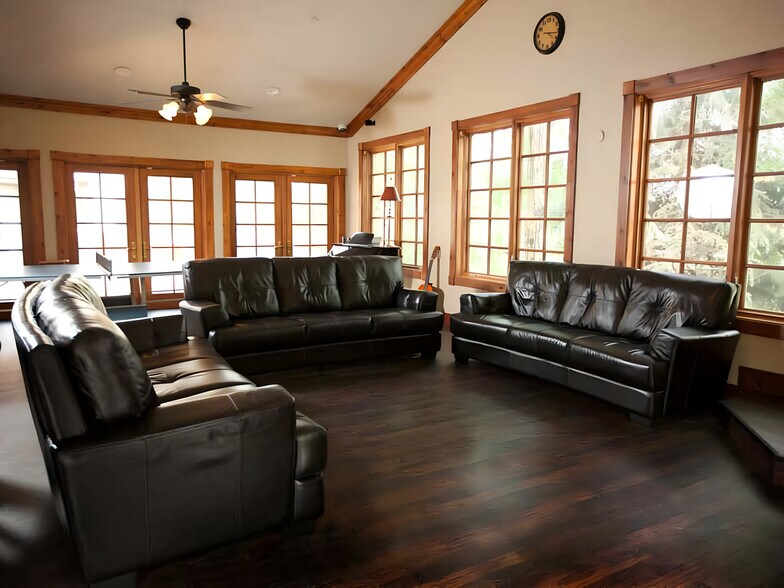 More Photos Of 375 Rainbow Ln, Midway Rehabilitation Center For Sale