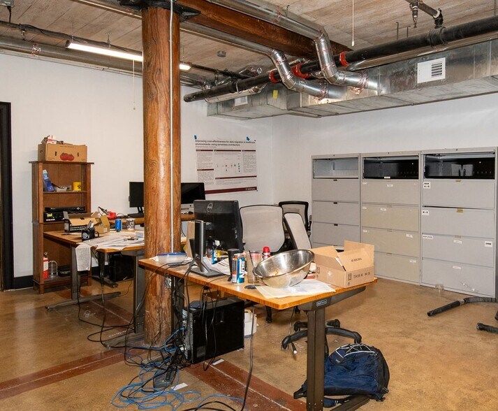 More Photos Of 912 Lady St, Columbia Office For Sale