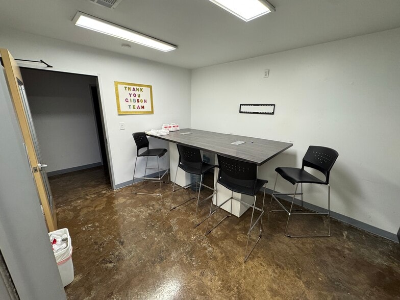 More Photos Of 811-815 N O'Connor Rd, Irving Medical For Lease