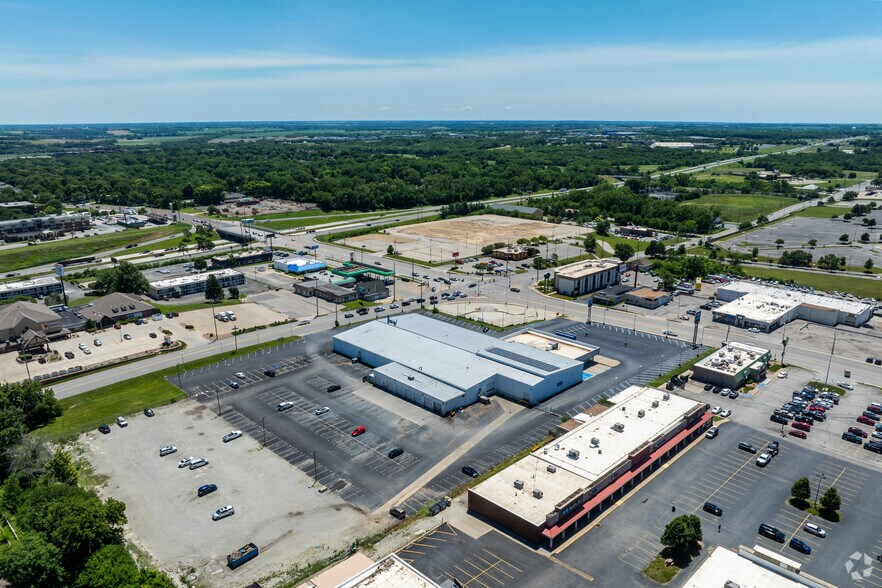 More Photos Of 3921 Frederick Ave, Saint Joseph General Retail For Sale