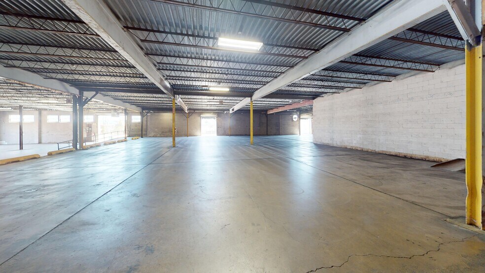 More Photos Of 1570 N Olden Ave, Ewing Flex For Sale