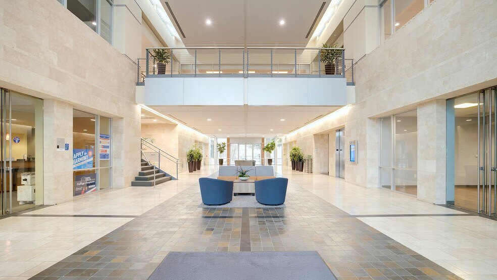 More Photos Of 9601 Amberglen Blvd, Austin Office For Lease