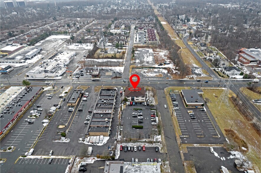 More Photos Of 1740 Oak Tree Rd, Edison Medical For Sale