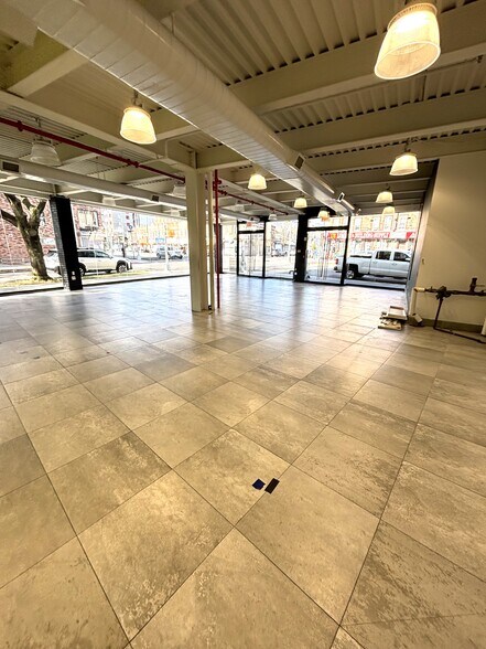 More Photos Of 178-02 Jamaica Ave, Jamaica Storefront Retail Office For Lease