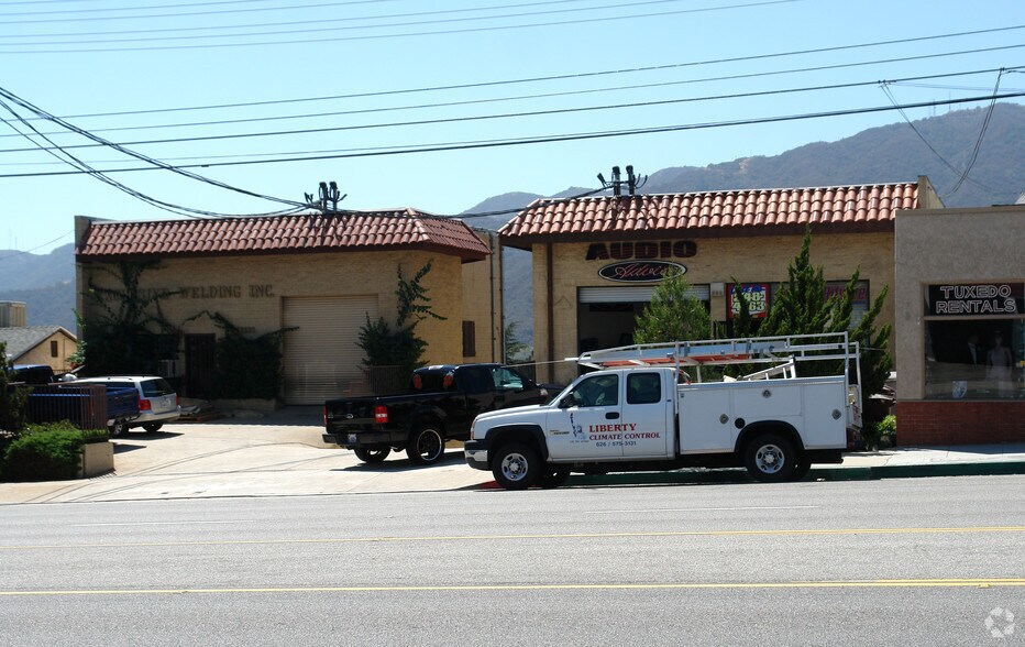 Primary Photo Of 3632 Foothill Blvd, La Crescenta Manufacturing For Sale