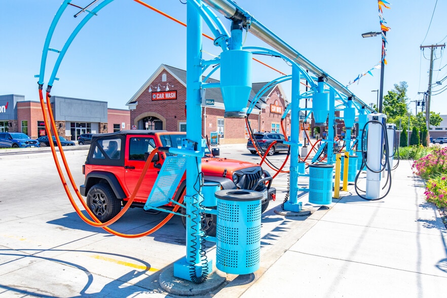 More Photos Of 1922 Empire Blvd, Webster Carwash For Sale