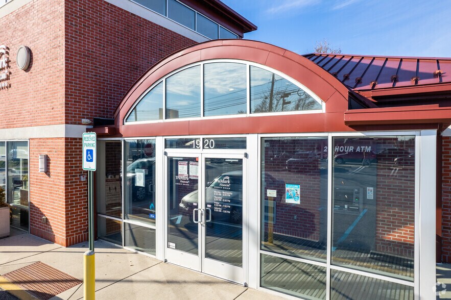 More Photos Of 200 W Ridge Pike, Conshohocken Unknown For Lease