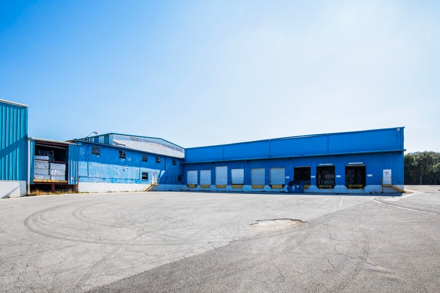 More Photos Of 8 Railroad Ave, Haines City Warehouse For Lease