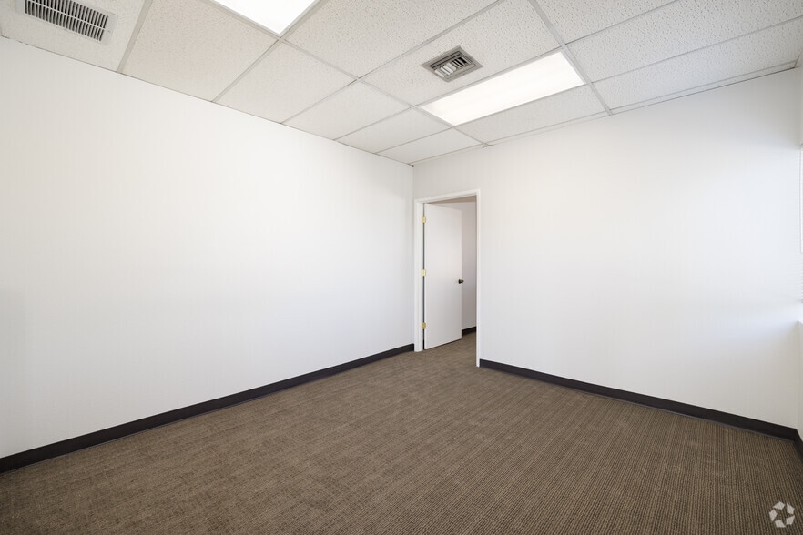 More Photos Of 312 Highland Ave, El Cajon Office For Sale