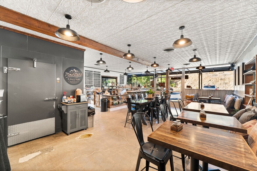 More Photos Of 28192 Silverado Canyon Rd, Silverado General Retail For Sale