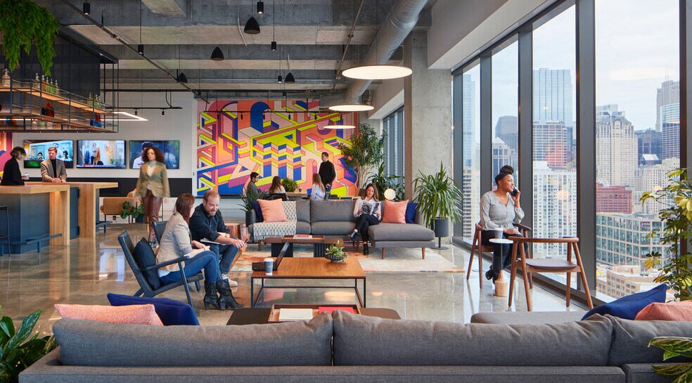 More Photos Of 800 W Fulton St, Chicago Office For Lease