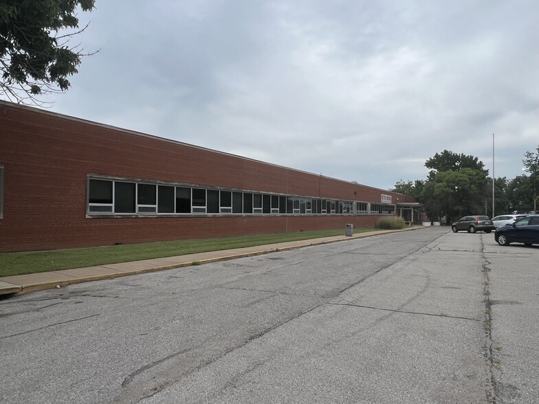 Primary Photo Of 111 Winnebago St, Saint Louis Warehouse For Lease