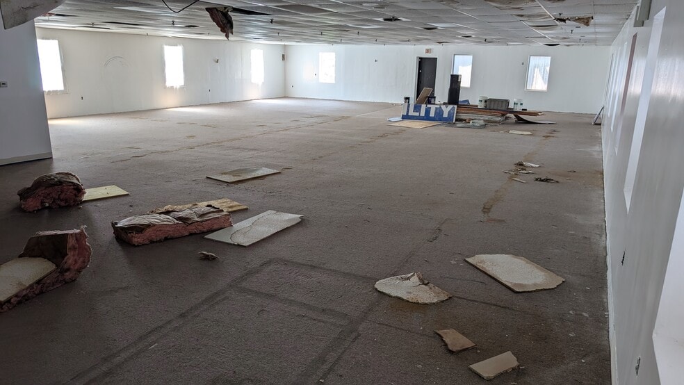 More Photos Of 1088 Boston Post Rd, West Haven Unknown For Lease