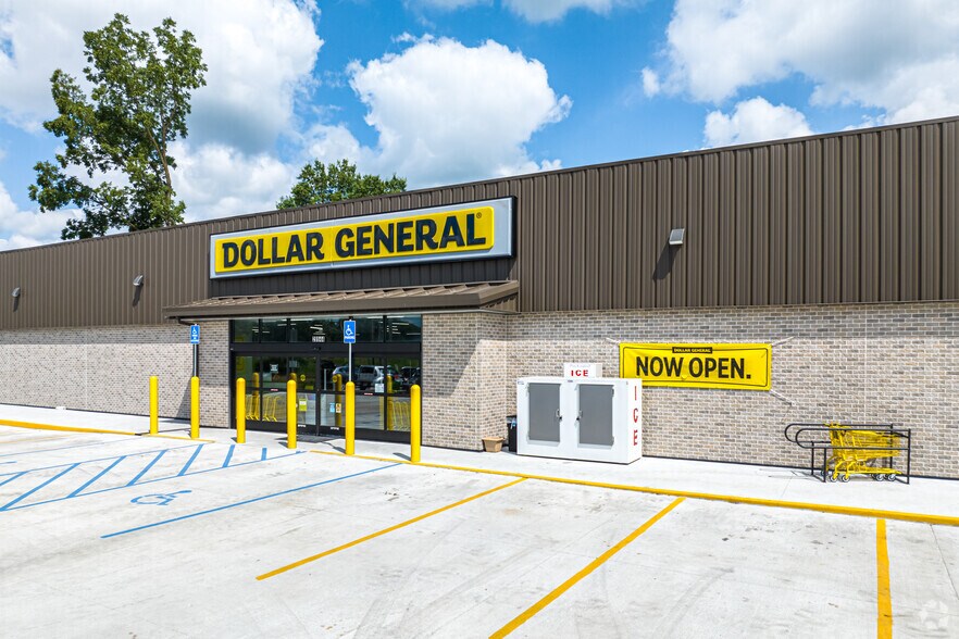 More Photos Of 28944 Highway 24, Keytesville Convenience Store For Sale
