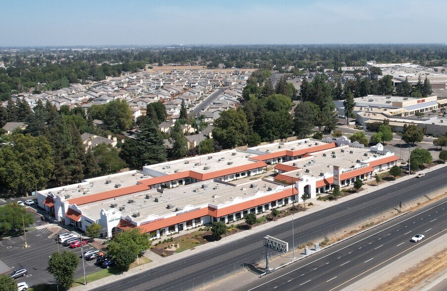 Primary Photo Of 3600 Sisk Rd, Modesto Storefront Retail Office For Lease