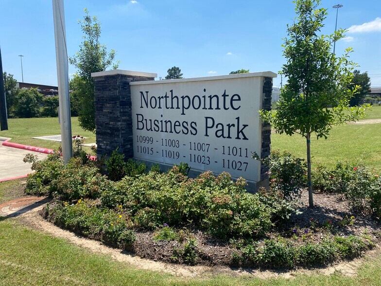More Photos Of 11023 Northpointe Blvd, Tomball Medical For Sale
