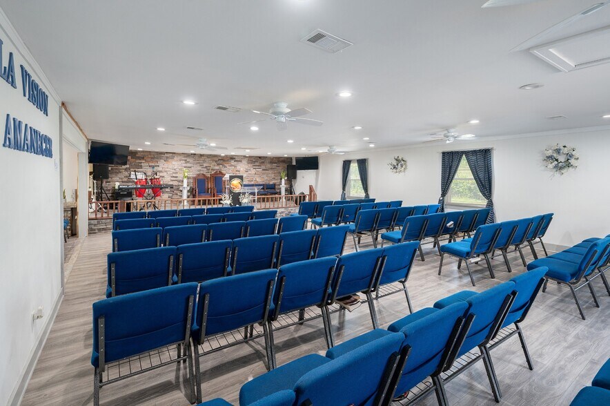 More Photos Of 200 Jupiter Dr, Nashville Flex For Sale