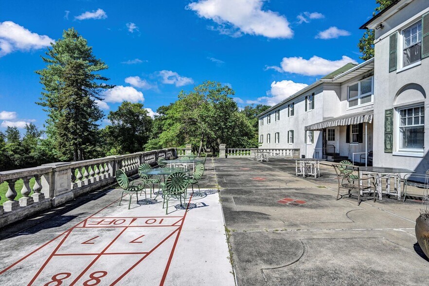 More Photos Of 200 Kauffmann Rd, Annville Assisted Living For Sale
