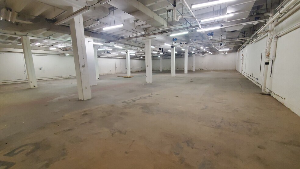 More Photos Of 4260 Sigler Rd, Warrenton Light Manufacturing For Sale