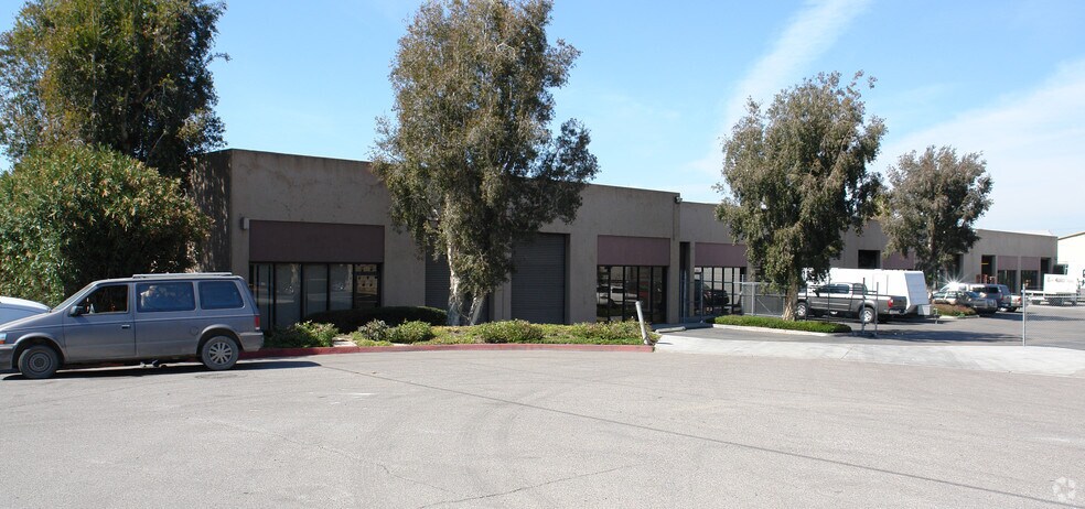 More Photos Of 856-898 Gable Way, El Cajon Manufacturing For Lease