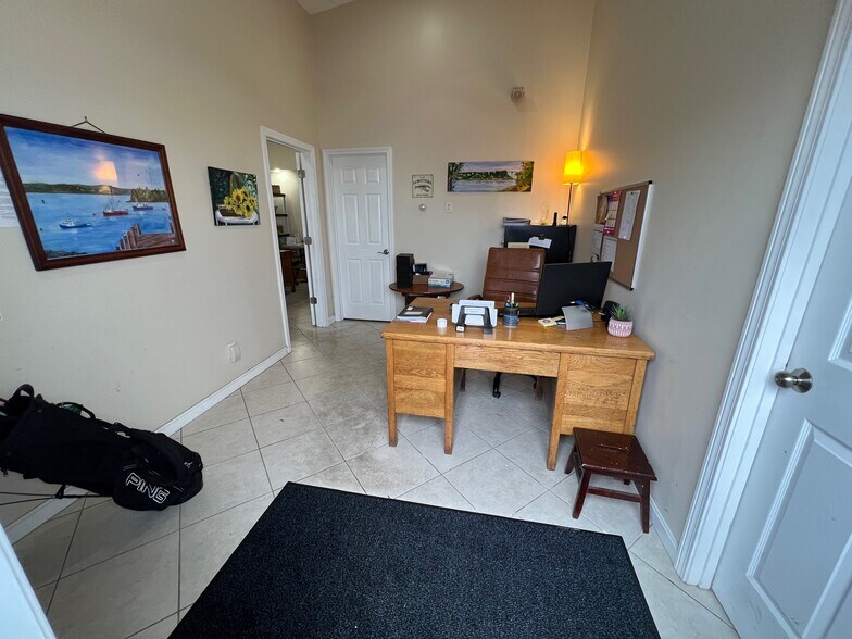 More Photos Of 69 Johnson St, Lubec Hotel For Sale