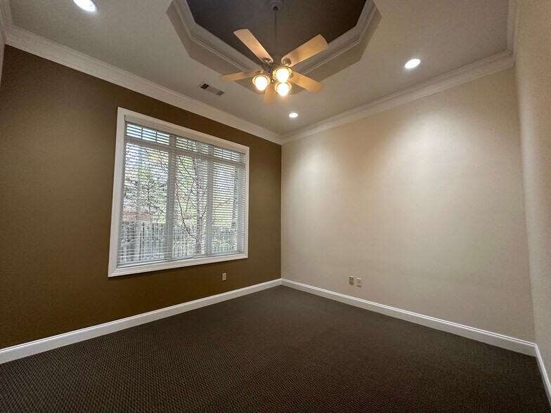 More Photos Of 3790 Holcomb Bridge Rd, Peachtree Corners Medical For Sale