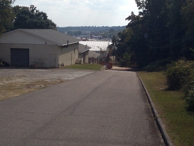 More Photos Of 2326 Walden Dr, Augusta Warehouse For Lease