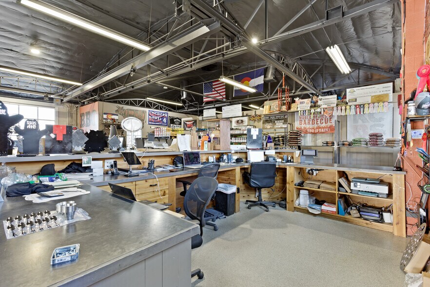 More Photos Of 5599 S Rio Grande St, Littleton General Retail For Sale