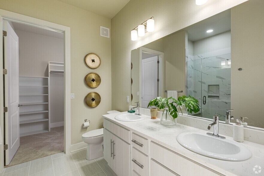 More Photos Of 2200 Carl D Silver Pky, Fredericksburg Apartments For Lease