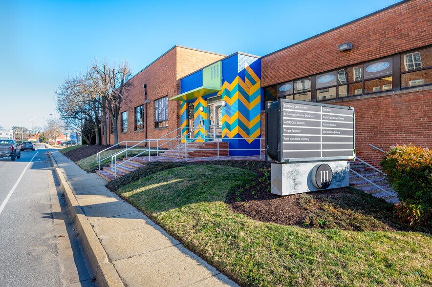 More Photos Of 111 Chinquapin Round Rd, Annapolis Flex For Lease