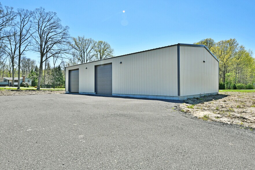 More Photos Of 3218 State Rte 5, Cortland Warehouse For Lease