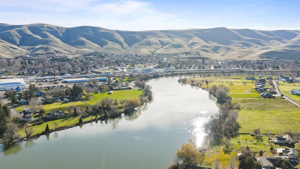 More Photos Of 310 Wine Country Rd, Prosser Land For Sale