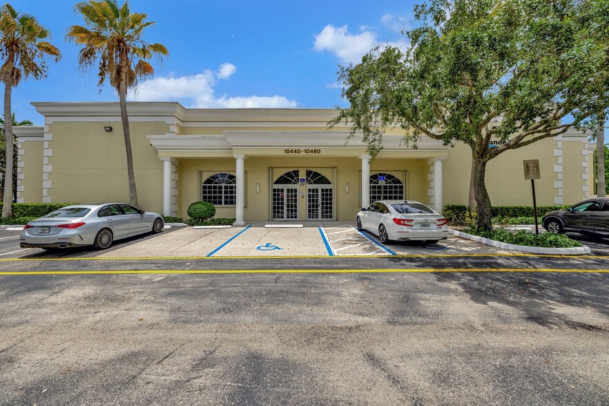 Primary Photo Of 10440-10460 NW 50th St, Sunrise Warehouse For Lease