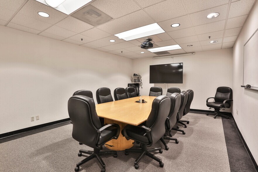 More Photos Of 1754 Technology Dr, San Jose Medical For Lease