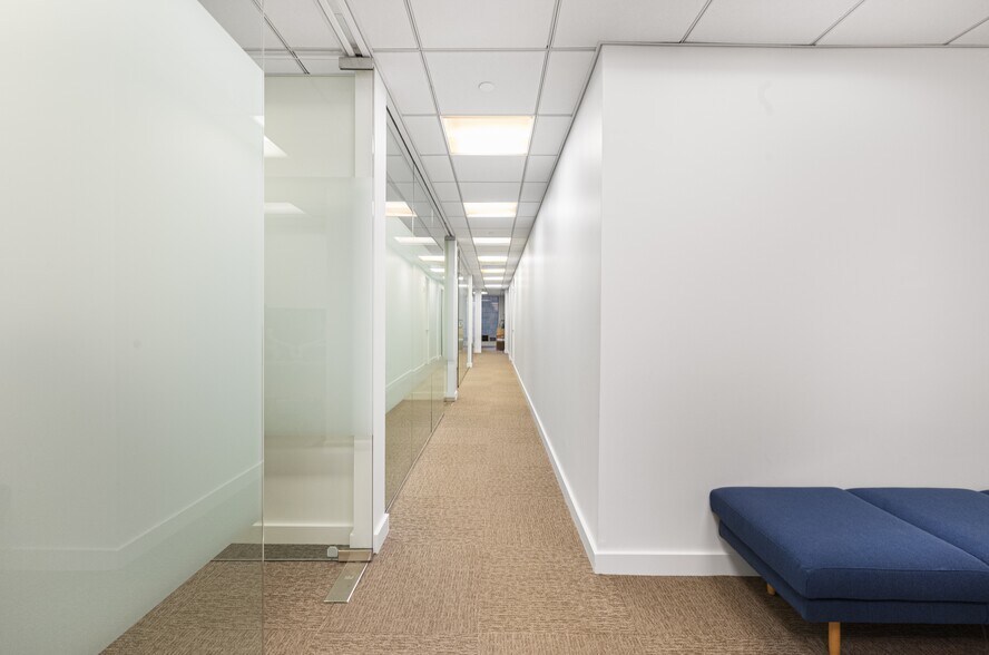 More Photos Of 551 Madison Ave, New York Office For Lease