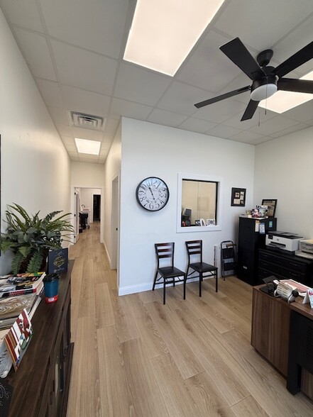 Primary Photo Of 504 N Breckenridge St, Ennis Warehouse For Sale