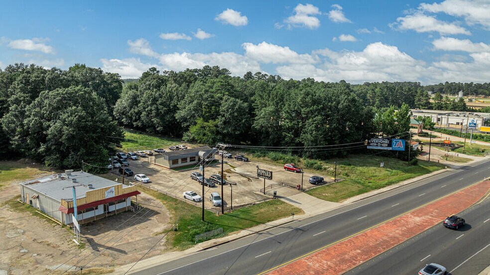 More Photos Of 3606 South St, Nacogdoches Office For Sale