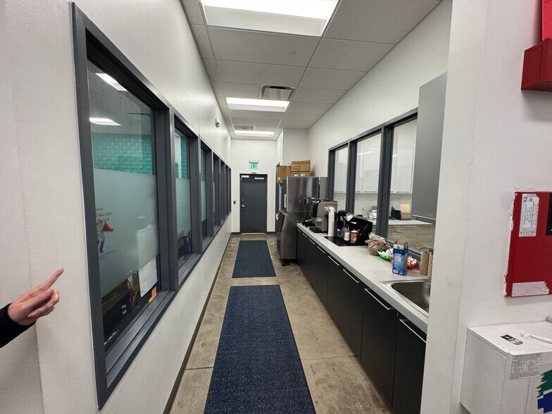 More Photos Of 1455 Rail Head Blvd, Naples Warehouse For Sale