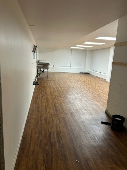 More Photos Of 3457 Waialae Ave, Honolulu Storefront For Lease