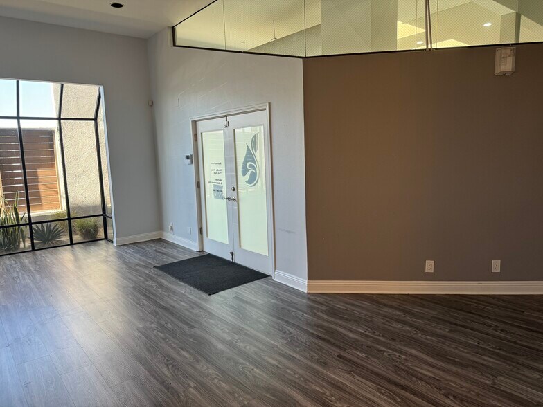 More Photos Of 1717 Old Tustin Ave, Santa Ana Medical For Lease